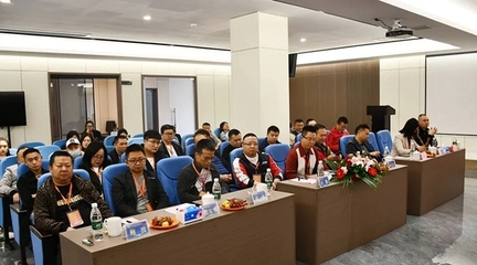 百V全屋定制數字工廠迎來成都家具商會交流沙龍